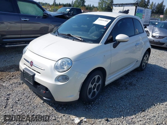 2013 FIAT 500e with VIN 3C3CFFGE8DT753420, listed as a IAAI auction lot 42095388 with 78,264 mi miles. Bid and sale history available at carsss.com. Image 2.