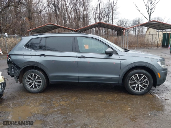 2021 Volkswagen Tiguan S with VIN 3VV0B7AX3MM026708, listed as a IAAI auction lot 41527399 with 80,061 mi miles. Bid and sale history available at carsss.com. Image 14.