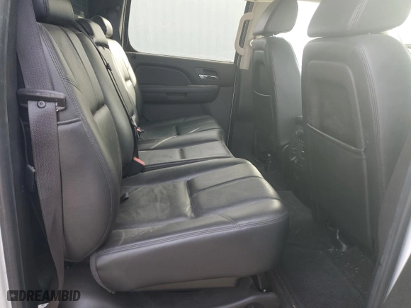 2009 Chevrolet Avalanche LT w/2LT with VIN 3GNFK22039G160550, listed as a Copart auction lot 42244545 with 134,540 mi miles and Non Repairable. Bid and sale history available at carsss.com. Image 10.
