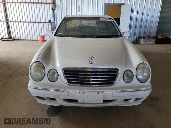 2001 Mercedes-Benz E-Class with VIN WDBJF65J11B366531, listed as a Copart auction lot 47059205 with 118,251 mi miles and Clean Title. Bid and sale history available at carsss.com. Image 5.