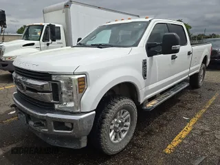 2018 Ford F-350 Platinum with VIN 1FT7W3B60JEB74705, listed as a IAAI auction lot 42679244 with 128,227 mi miles and . Bid and sale history available at DreamBid. Image 18.