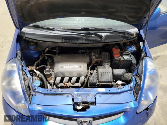 2007 Honda Fit Sport z VIN JHMGD38607S062170, wystawiony jako Copart lot #58672495 z przebiegiem 215 272 mil mil oraz Czysty tytuł • Clean title. Historia ofert i sprzedaży dostępna na DreamBid. Obrazek 12.