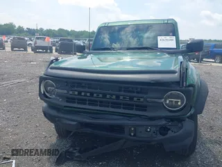 2022 Ford Bronco with VIN 1FMDE5AP3NLB62959, listed as a IAAI auction lot 42636180 with 33,827 mi miles and . Bid and sale history available at DreamBid. Image 12.