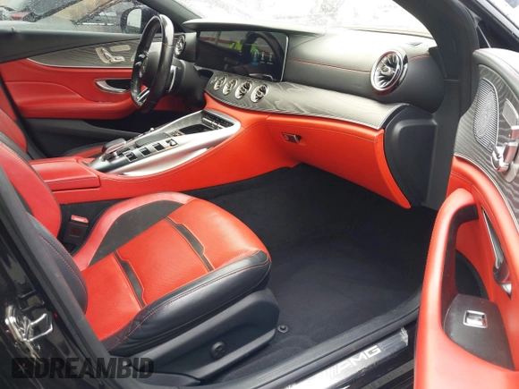 2022 Mercedes-Benz AMG GT 43 z VIN W1K7X5KB7NA048401, wystawiony jako IAAI lot #41805470 z przebiegiem 118 033 mil mil oraz . Historia ofert i sprzedaży dostępna na DreamBid. Obrazek 5.