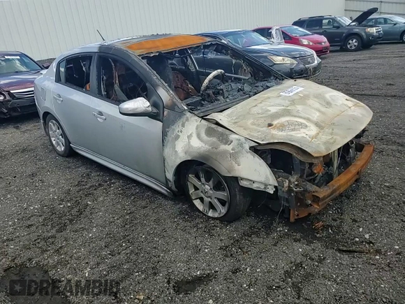 2011 Nissan Sentra SR z VIN 3N1AB6AP1BL658450, wystawiony jako Copart lot #60906635 z przebiegiem Nie podano mil oraz Szkoda całkowita • Salvage title. Historia ofert i sprzedaży dostępna na DreamBid. Obrazek 13.
