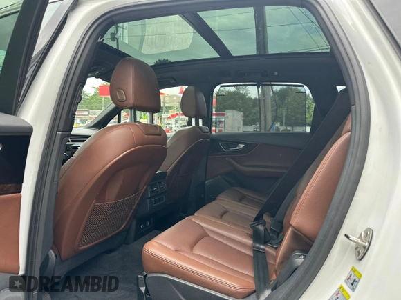 2018 Audi Q7 Premium Plus with VIN WA1LAAF70JD019706, listed as a Copart auction lot 63009995 with 109,501 mi miles and Clean title. Bid and sale history available at DreamBid. Image 10.