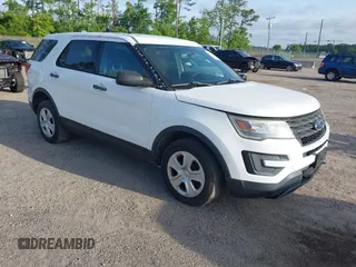 2017 Ford Police Interceptor Utility z VIN 1FM5K8AR0HGB92630, wystawiony jako IAAI lot #42276713 z przebiegiem Nie podano mil oraz . Historia ofert i sprzedaży dostępna na DreamBid. Obrazek 1.