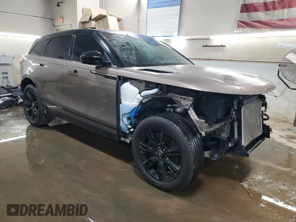2020 Land Rover Range Rover Velar R-Dynamic S z VIN SALYK2FV9LA265857, wystawiony jako Copart lot #52206485 z przebiegiem 48 502 mil mil oraz Szkoda całkowita • Salvage title. Historia ofert i sprzedaży dostępna na DreamBid. Obrazek 4.
