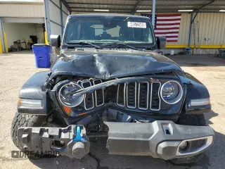 2024 Jeep Wrangler Sahara z VIN 1C4RJXP6XRW274744, wystawiony jako Copart lot #48572555 z przebiegiem 26 306 mil mil oraz Szkoda całkowita • Salvage title. Historia ofert i sprzedaży dostępna na DreamBid. Obrazek 5.