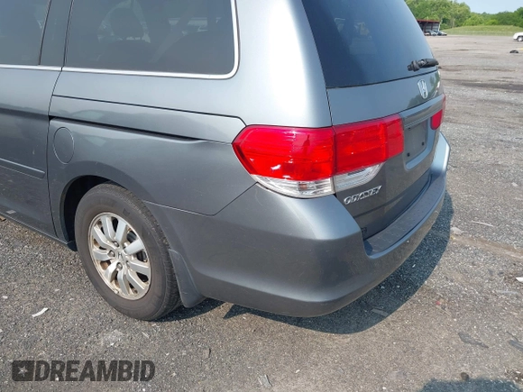 2009 Honda Odyssey EX с VIN 5FNRL38439B016120, выставлен на аукционе IAAI как лот 42394180 с пробегом 173 411 миль миль и . История ставок и продаж доступна на DreamBid. Изображение 6.