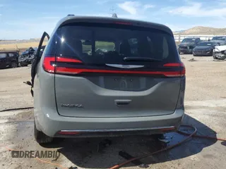 2022 Chrysler Pacifica Touring L z VIN 2C4RC1BG0NR168300, wystawiony jako Copart lot #57766004 z przebiegiem Nie podano mil oraz Nie do naprawy • Non repairable. Historia ofert i sprzedaży dostępna na DreamBid. Obrazek 6.