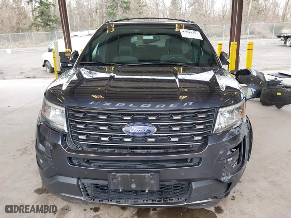 2017 Ford Explorer XLT with VIN 1FM5K8D85HGD91711, listed as a IAAI auction lot 41848391 with 106,577 mi miles. Bid and sale history available at carsss.com. Image 12.