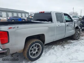 2015 Chevrolet Silverado 1500 LT with VIN 1GCVKREC0FZ252519, listed as a IAAI auction lot 41617697 with 97,737 mi miles. Bid and sale history available at carsss.com. Image 4.