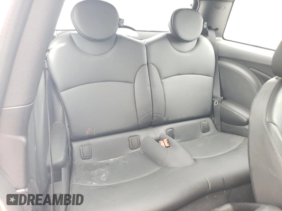 2013 MINI Hardtop S with VIN WMWSV3C58DT389460, listed as a Copart auction lot 54031105 with 59,645 mi miles and Salvage Title. Bid and sale history available at DreamBid. Image 10.