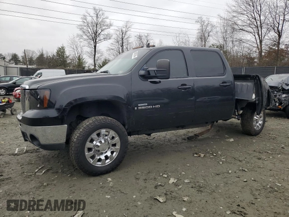 2008 GMC Sierra 3500HD SRW SLT z VIN 1GTHK33678F134009, wystawiony jako Copart lot #84897944 z przebiegiem 320 959 mil mil oraz Szkoda całkowita • Salvage title. Historia ofert i sprzedaży dostępna na DreamBid. Obrazek 1.
