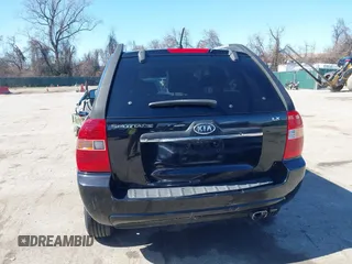 2007 Kia Sportage LX with VIN KNDJF724877313178, listed as a IAAI auction lot 41863492 with 199,138 mi miles. Bid and sale history available at carsss.com. Image 16.