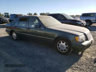 1995 Mercedes-Benz S with VIN WDBGA43E3SA274329, listed as a Copart auction lot 71117994 with Not Provided miles and Clean Title. Bid and sale history available at DreamBid. Image 4.