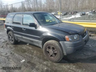 2004 Ford Escape XLT with VIN 1FMYU03174KB88016, listed as a Copart auction lot 42358115 with 178,773 mi miles and Salvage Title. Bid and sale history available at carsss.com. Image 4.