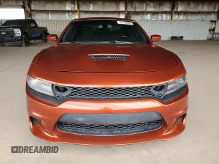 2020 Dodge Charger Scat Pack Widebody z VIN 2C3CDXGJ9LH226180, wystawiony jako Copart lot #59162895 z przebiegiem 1 661 mil mil oraz Czysty tytuł • Clean title. Historia ofert i sprzedaży dostępna na DreamBid. Obrazek 5.