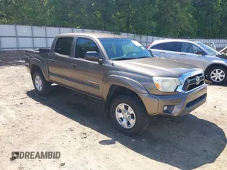 2013 Toyota Tacoma z VIN 5TFLU4ENXDX061513, wystawiony jako IAAI lot #42259744 z przebiegiem 246 447 mil mil oraz . Historia ofert i sprzedaży dostępna na DreamBid. Obrazek 1.