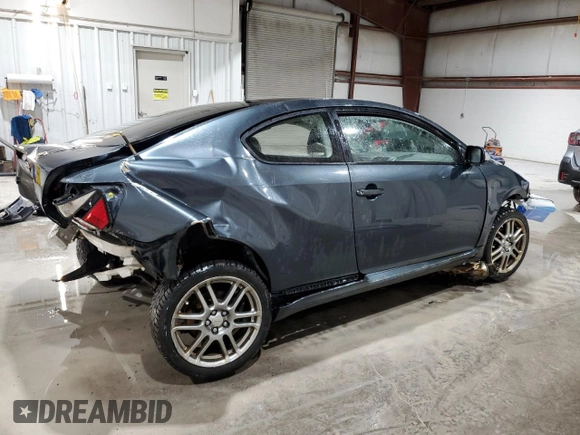 2010 Scion tC z VIN JTKDE3B73A0307137, wystawiony jako Copart lot #57827935 z przebiegiem Nie podano mil oraz Nie do naprawy • Non repairable. Historia ofert i sprzedaży dostępna na DreamBid. Obrazek 3.