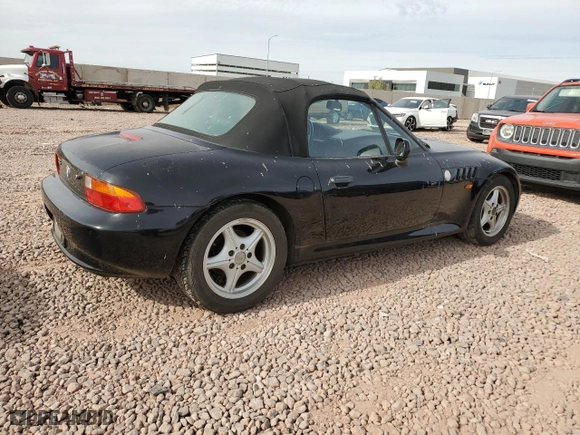 1996 BMW 3-Series Z3 with VIN 4USCH7320TLB74792, listed as a Copart auction lot 82756194 with 158,904 mi miles and Clean Title. Bid and sale history available at carsss.com. Image 3.