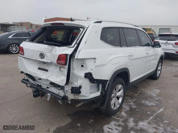 2019 Volkswagen Atlas 3.6L V6 SE w/Technology with VIN 1V2WR2CA6KC514743, listed as a IAAI auction lot 41589325 with 87,035 mi miles. Bid and sale history available at carsss.com. Image 4.