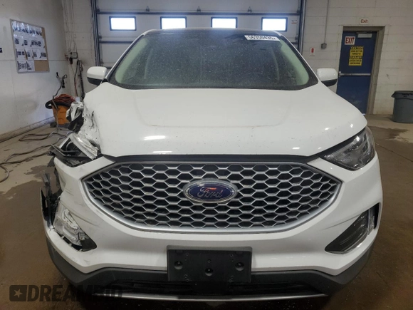 2023 Ford Edge SEL z VIN 2FMPK4J94PBA22570, wystawiony jako Copart lot #56350435 z przebiegiem 27 761 mil mil oraz Szkoda całkowita • Salvage title. Historia ofert i sprzedaży dostępna na DreamBid. Obrazek 5.