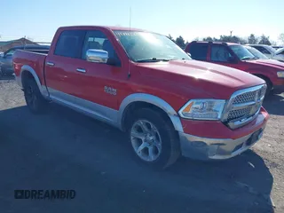 2017 Ram 1500 Laramie z VIN 1C6RR6NG8HS765082, wystawiony jako IAAI lot #41711292 z przebiegiem 114 780 mil mil oraz . Historia ofert i sprzedaży dostępna na DreamBid. Obrazek 1.