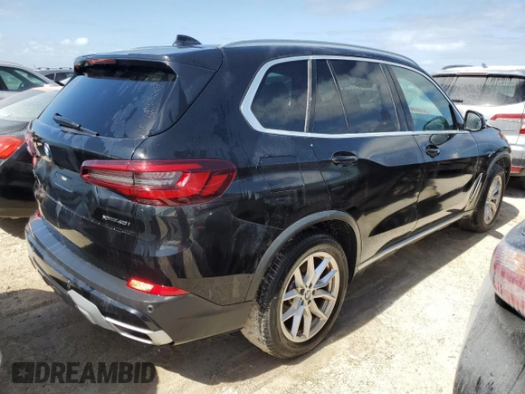 2021 BMW X5 xDrive40i with VIN 5UXCR6C07M9H20061, listed as a Copart auction lot 60442474 with 25,629 mi miles and Non repairable. Bid and sale history available at DreamBid. Image 3.