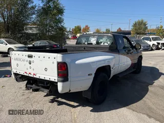 1998 Dodge 3500 with VIN 1B7MC33W4WJ170987, listed as a Copart auction lot 78019324 with 216,753 mi miles and Salvage Title. Bid and sale history available at carsss.com. Image 4.