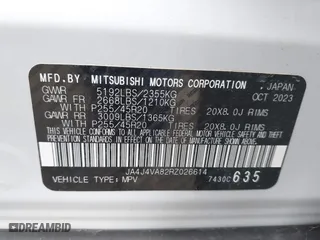 2024 Mitsubishi Outlander SE with VIN JA4J4VA82RZ026614, listed as a IAAI auction lot 41914406 with 27,743 mi miles. Bid and sale history available at carsss.com. Image 9.
