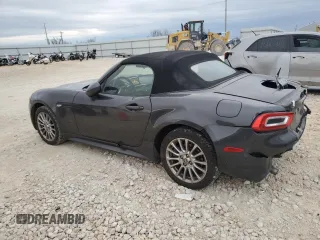 2017 FIAT 124 Spider Elaborazione Abarth z VIN JC1NFAEK4H0127606, wystawiony jako Copart lot #88480585 z przebiegiem 43 786 mil mil oraz Szkoda całkowita • Salvage title. Historia ofert i sprzedaży dostępna na DreamBid. Obrazek 2.