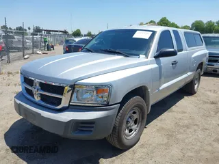 2008 Dodge Dakota ST with VIN 1D7HE22K08S550478, listed as a IAAI auction lot 42194745 with 197,358 mi miles and . Bid and sale history available at DreamBid. Image 18.
