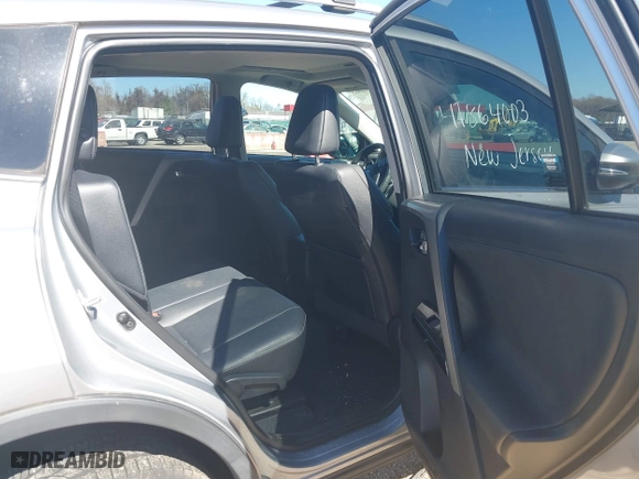 2017 Toyota RAV4 Limited with VIN 2T3DFREV8HW681735, listed as a IAAI auction lot 41864003 with 77,527 mi miles. Bid and sale history available at carsss.com. Image 8.