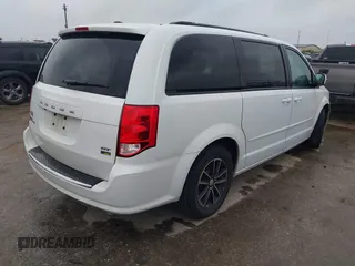 2017 Dodge Grand Caravan GT with VIN 2C4RDGEG8HR731576, listed as a IAAI auction lot 42101700 with 138,021 mi miles and . Bid and sale history available at DreamBid. Image 4.