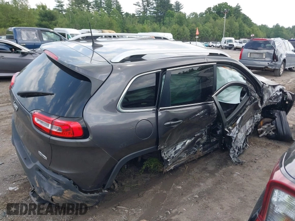 2018 Jeep Cherokee Latitude Plus with VIN 1C4PJMLB8JD502555, listed as a IAAI auction lot 42481887 with 124,437 mi miles and . Bid and sale history available at DreamBid. Image 14.