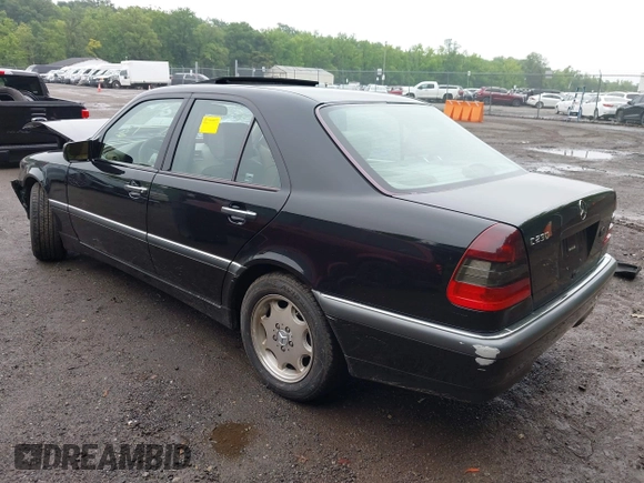 1998 Mercedes-Benz C 230/260/280/320 с VIN WDBHA23G8WA544140, выставлен на аукционе IAAI как лот 42531224 с пробегом 191 545 миль миль и . История ставок и продаж доступна на DreamBid. Изображение 3.