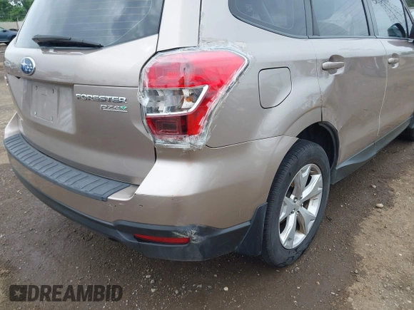 2015 Subaru Forester 2.5i z VIN JF2SJABC3FH437635, wystawiony jako IAAI lot #42515132 z przebiegiem 217 398 mil mil oraz . Historia ofert i sprzedaży dostępna na DreamBid. Obrazek 18.