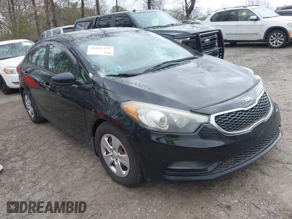 2015 Kia Forte LX with VIN KNAFK4A67F5307026, listed as a IAAI auction lot 41845331 with 163,865 mi miles. Bid and sale history available at carsss.com. Image 1.
