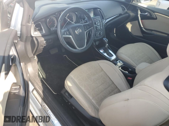 2019 Buick Cascada Premium с VIN W04WH3N56KG300414, выставлен на аукционе Copart как лот 68008204 с пробегом 60 427 миль миль и Списание • Salvage title. История ставок и продаж доступна на DreamBid. Изображение 8.