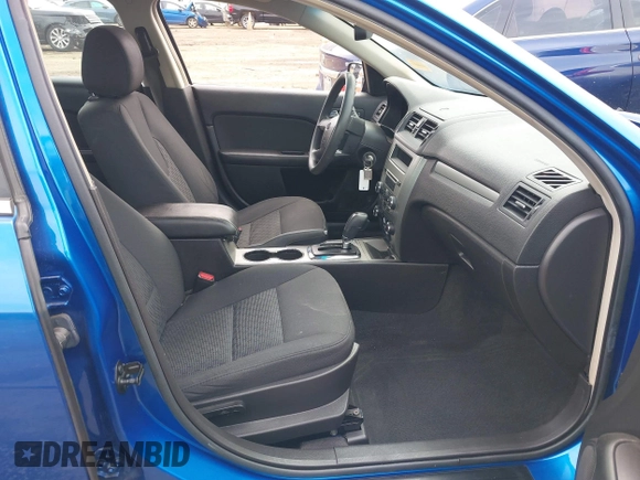 2012 Ford Fusion SE with VIN 3FAHP0HA4CR374598, listed as a IAAI auction lot 42056991 with 101,800 mi miles. Bid and sale history available at carsss.com. Image 5.