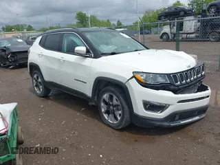 2021 Jeep Compass Limited z VIN 3C4NJDCB6MT503676, wystawiony jako IAAI lot #42237071 z przebiegiem 54 631 mil mil oraz . Historia ofert i sprzedaży dostępna na DreamBid. Obrazek 1.