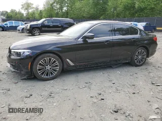 2019 BMW 5 Series 530i xDrive с VIN WBAJA7C54KWW07193, выставлен на аукционе Copart как лот 55050035 с пробегом 73 584 миль миль и Списание • Salvage title. История ставок и продаж доступна на DreamBid. Изображение 1.