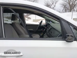 2017 Kia Sedona L with VIN KNDMA5C1XH6257708, listed as a IAAI auction lot 41758355 with 1 mi miles. Bid and sale history available at carsss.com. Image 6.