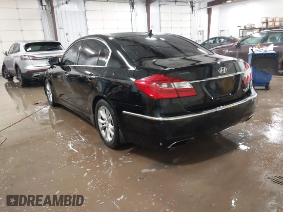 2013 Hyundai Genesis 3.8L with VIN KMHGC4DD3DU247095, listed as a IAAI auction lot 41551023 with 131,038 mi miles. Bid and sale history available at carsss.com. Image 3.