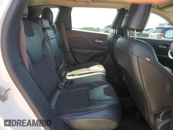 2015 Jeep Cherokee Trailhawk with VIN 1C4PJMBS0FW705288, listed as a Copart auction lot 61796275 with 133,874 mi miles and Salvage title. Bid and sale history available at DreamBid. Image 11.