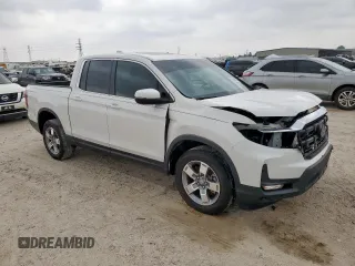 2025 Honda Ridgeline RTL z VIN 5FPYK3F53SB012947, wystawiony jako Copart lot #57884085 z przebiegiem 3 362 mil mil oraz Szkoda całkowita • Salvage title. Historia ofert i sprzedaży dostępna na DreamBid. Obrazek 4.