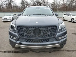 2016 Mercedes-Benz GL with VIN 4JGDF6EE6GA702914, listed as a Copart auction lot 48259845 with 212,148 mi miles and Clean Title. Bid and sale history available at carsss.com. Image 5.