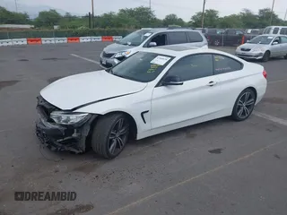 2014 BMW 4 Series 435i xDrive z VIN WBA3R5C59EK186119, wystawiony jako IAAI lot #41968020 z przebiegiem 97 187 mil mil oraz . Historia ofert i sprzedaży dostępna na DreamBid. Obrazek 18.